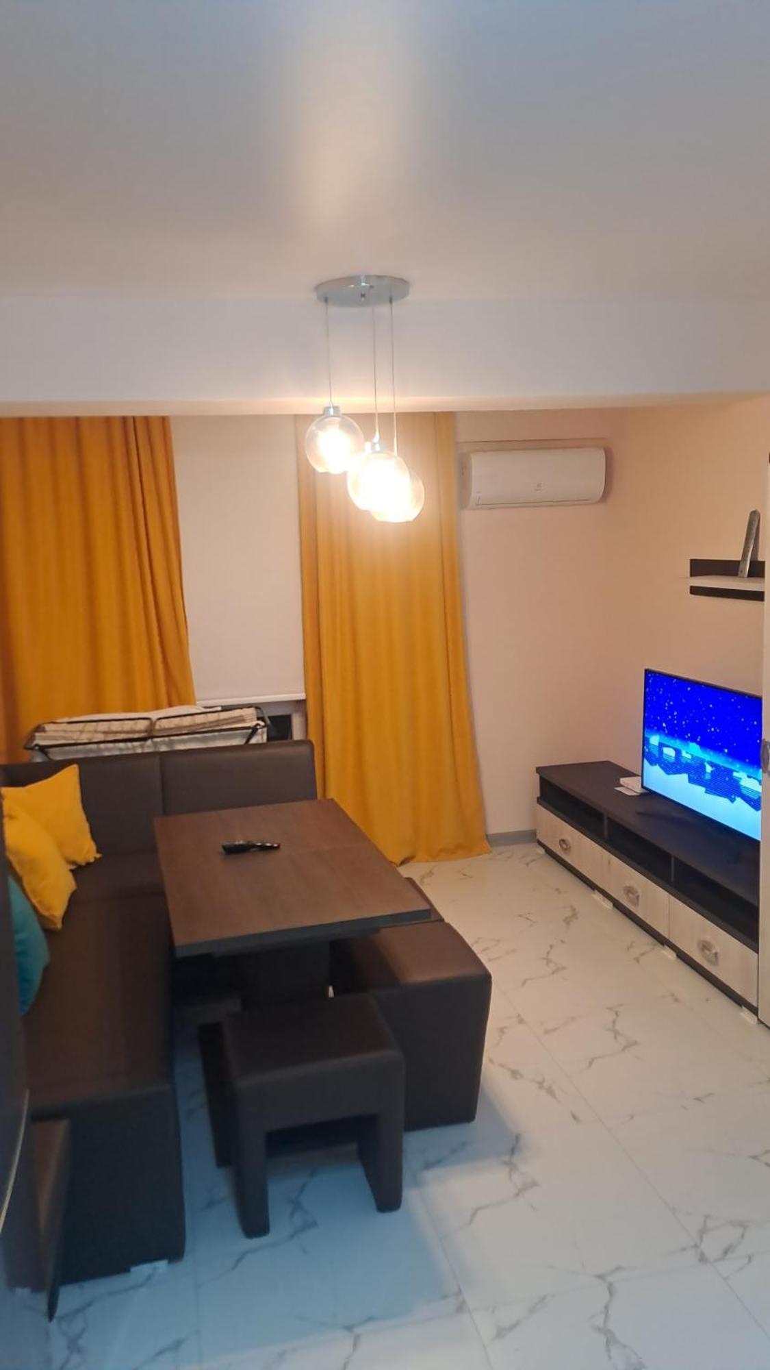 Apartamento Аэропорт-Номера 24/24 . Chisináu Habitación foto
