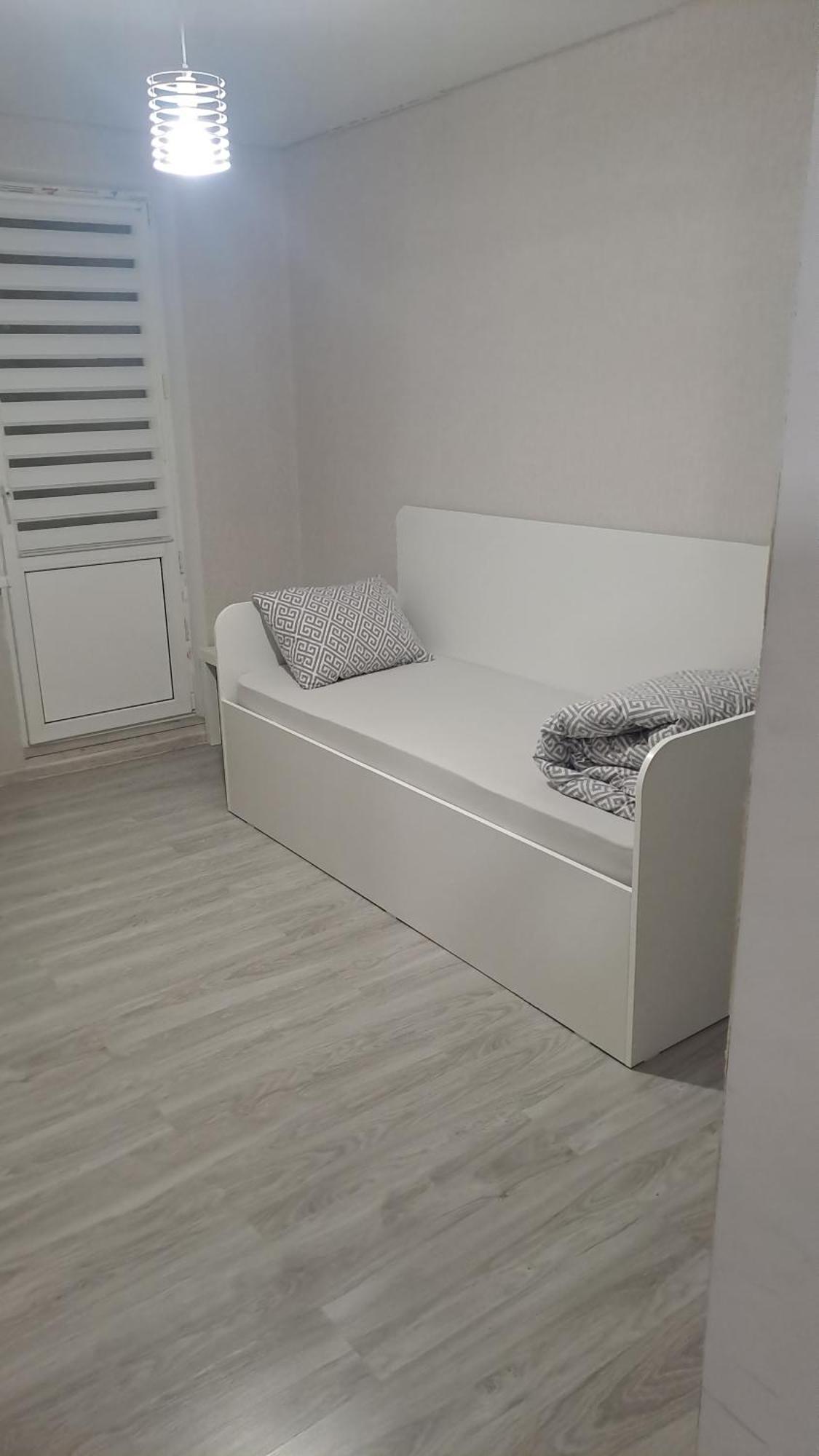 Apartamento Аэропорт-Номера 24/24 . Chisináu Habitación foto